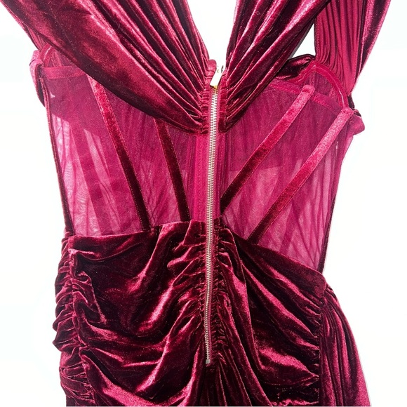 Miss Circle Irisa Burgundy Velvet Draping Off Shoulder Corset Dress Large - Picture 6 of 13